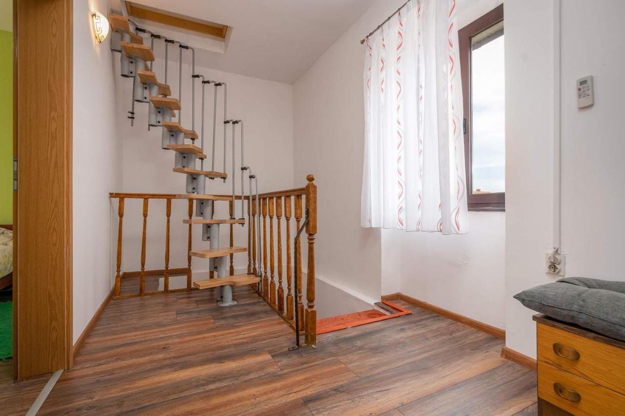 Casa Ana Milena Villa โปเรช ภายนอก รูปภาพ