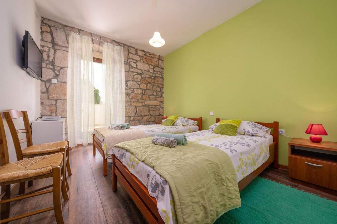 Casa Ana Milena Villa โปเรช ภายนอก รูปภาพ